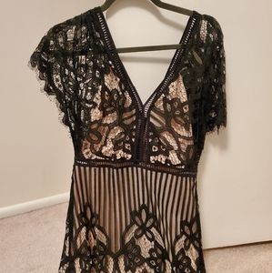 Lulus black lace dress